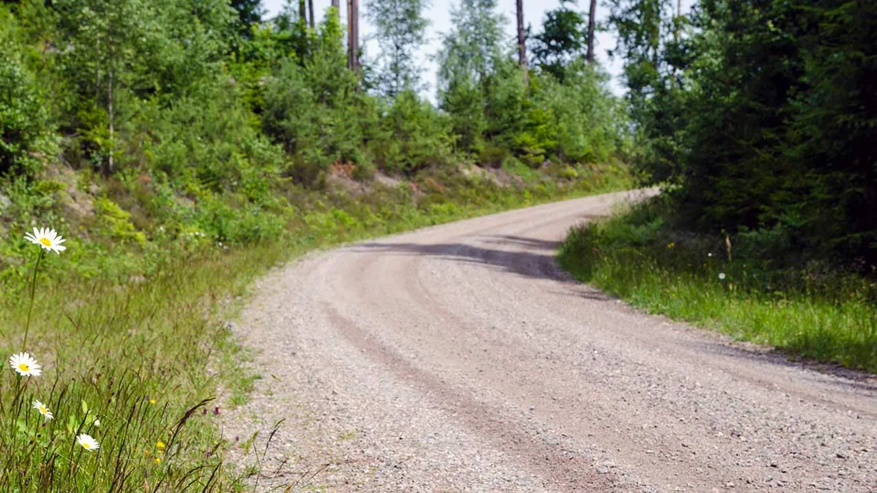 Körställning och körteknik – Köra på grus